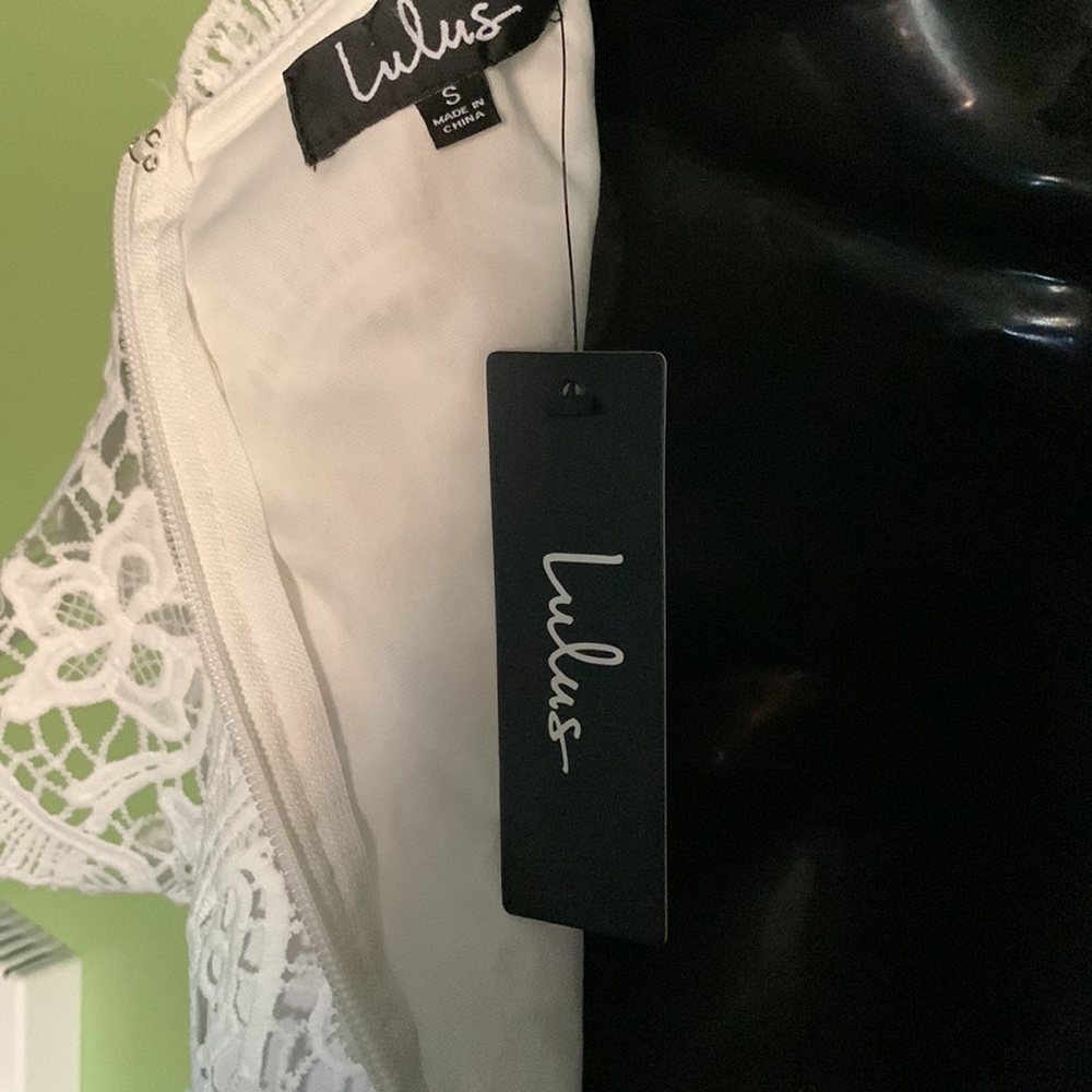 🔵 Lulus White Dress - Picture 11 of 12